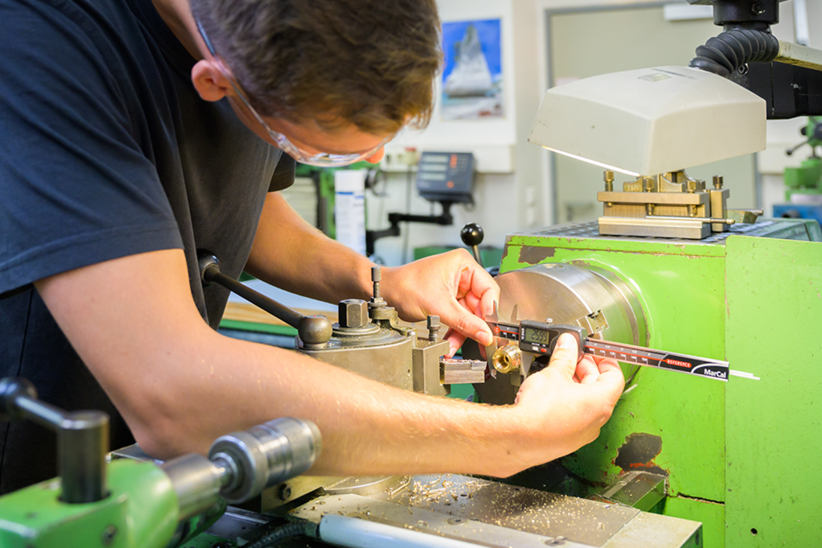 UKM Ausbildung | Feinmechaniker Feingerätebau