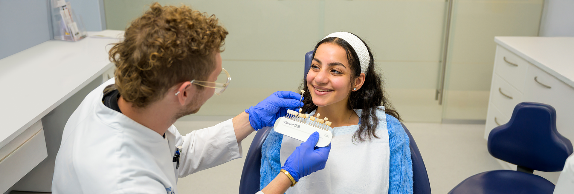 UKM Ausbildung | Ausbildung Zahntechniker*in